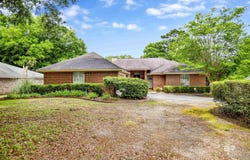 107 Virginia Circle, Daphne, AL 36526