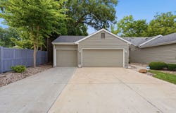 4025 36th Ave CT, Moline, IL 61265