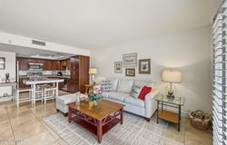 7940 E CAMELBACK Road, Scottsdale, AZ 85251