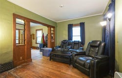 1810 Park Ave SE, Cedar Rapids, IA 52403
