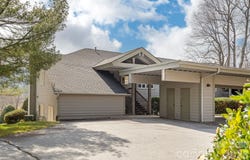 111 BLUFFVIEW Lane, Flat Rock, NC 28731