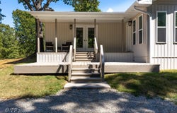 9845 County Road 8530, West Plains, MO 65775