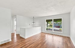 736 DICKENS Avenue, Glendale Heights, IL 60139