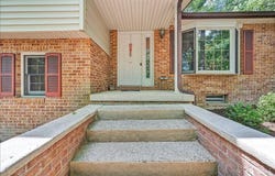 902 White Oak Dr, Covington, VA 24426