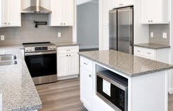 65 Plantation Road, Midway, GA 31320