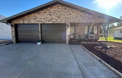 9625 Helen Ave, Holstein, NE 68950