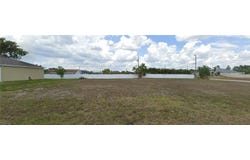 339 NE 9 Terrace, Cape Coral, FL 33909