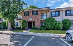 572B WILLOW Turn, MOUNT LAUREL, NJ 08054