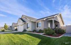 6399 E Payson Dr, Nampa, ID 83687