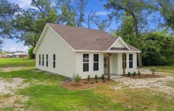 607 Lee Street, Blackshear, GA 31516
