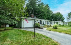 6 Manor Drive, Coventry, RI 02816