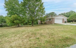 211 Northside Drive, Berryville, AR 72616