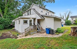 17 W Wilson Avenue, Girard, OH 44420