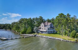 166 Orchard Point Road, Oriental, NC 28571