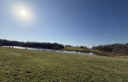 Drake Rd, Marshall, MO 65340