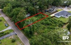 Seabright Avenue, Elberta, AL 36530