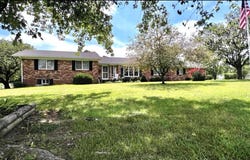 8653 State Highway C, Purdy, MO 65734