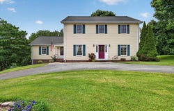 19368 Triple Crown Drive, Abingdon, VA 24211