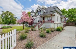 1121 Main St, Dallas, OR 97338