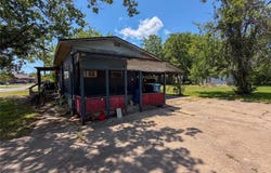 719 E Bullock Street, Denison, TX 75021
