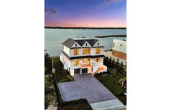 498 Dune Rd, Westhampton Beach, NY 11978