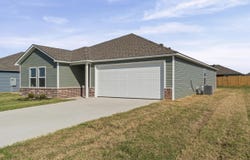 111 King Ranch Drive, Beebe, AR 72012
