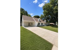 5715 BARTLETT WOODS Dr, Bartlett, TN 38134