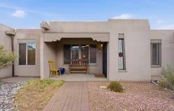 320 Artist Road, Santa Fe, NM 87501