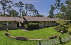 803 Hillside Dr, Douglas, GA 31533