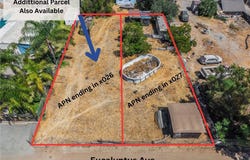 7 Eucalyptus Ave, Perris, CA 92570