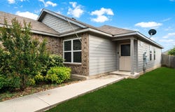 4619 HEATHERS CROSS, St Hedwig, TX 78152