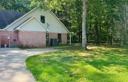 65 Tom Grant DR, Grenada, MS 38901
