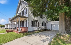 210 N Dyer Street, Elizabeth City, NC 27909