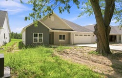 2210 E 250 N Road, Bluffton, IN 46714