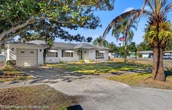 7222 Holiday Drive, Spring Hill, FL 34606
