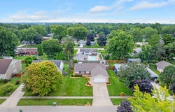 606 E Edgelawn Drive, Plano, IL 60545