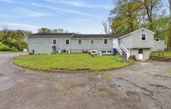415 Andover St, Georgetown, MA 01833