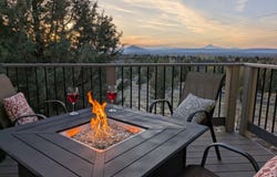 893 Highland View Loop, Redmond, OR 97756