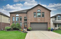 1739 Farwell Avenue, Des Plaines, IL 60018