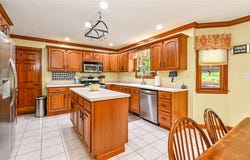 217 Meadow Spring Rd, Unity Twp, PA 15601