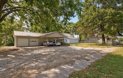 202 N Lincoln Avenue, Monett, MO 65708