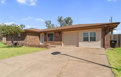 561 Skyview Drive, Watonga, OK 73772