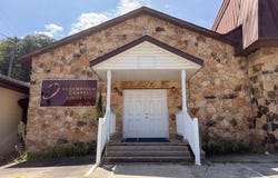 986 Broadway St, Paintsville, KY 41240