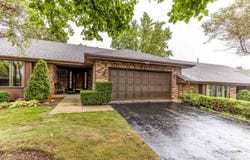 822 Brian Court, Gurnee, IL 60031