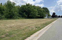 307 Red Maple Lane, Shepherd, MI 48883