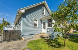 59 California Drive, Greece, NY 14616