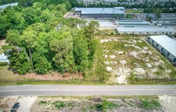 168 J H Batts Road, Surf City, NC 28445