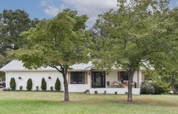 1014 Forest Circle Drive, Cassville, MO 65625