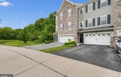 523 JACOBSEN Drive, NEWARK, DE 19702