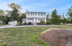 238 Beech St, Tewksbury, MA 01876